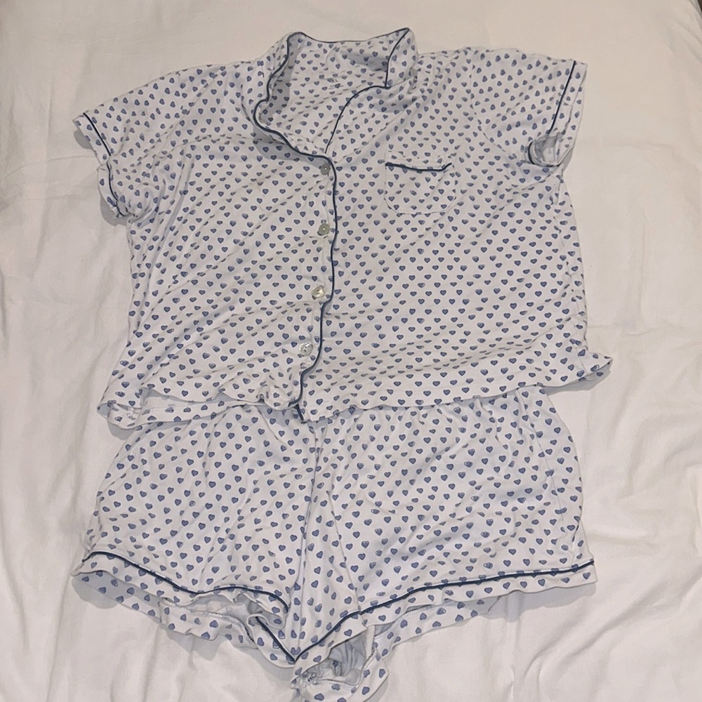 Roller rabbit, blue heart, pajamas! Few stains that could definitely come out!